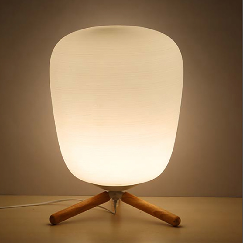 Ultra Modern Mini Fashion Frosted Glass Lampshade and Wooden Bracket Texture Study Table Lamp